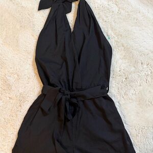 NEW! Hot & Delicious Black Halter Pockets Romper large (similar w/ last photo)